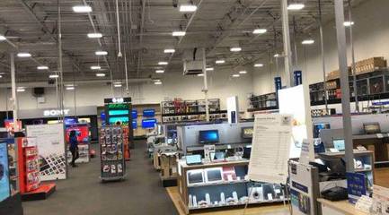 國(guó)外電腦城真的便宜嗎？《電腦報(bào)》瘋狂博士實(shí)地揭秘海外電子產(chǎn)品銷售生態(tài)